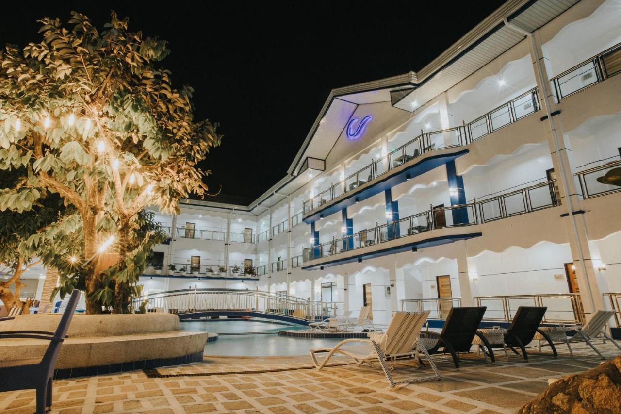 Santiago Cove Hotel And Restaurant Exterior foto